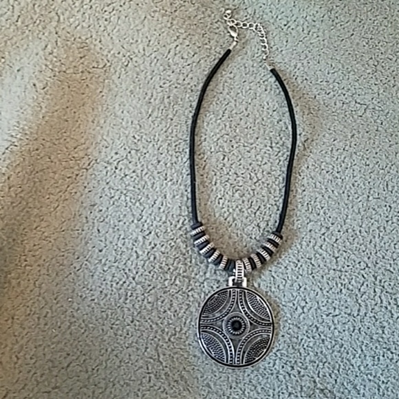 SALE $10 Jewelry bundle necklace and cuff - Picture 2 of 3